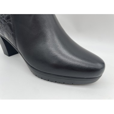 BOTIN 30´S TACON NEGRO