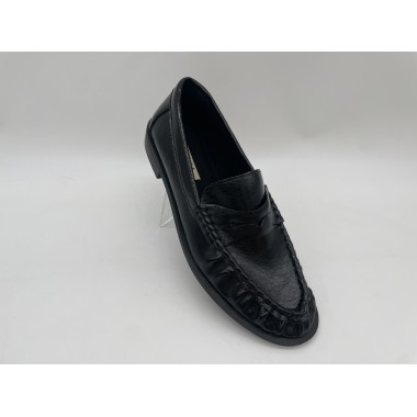 MOCASIN CORINA ARRUGADO NEGRO