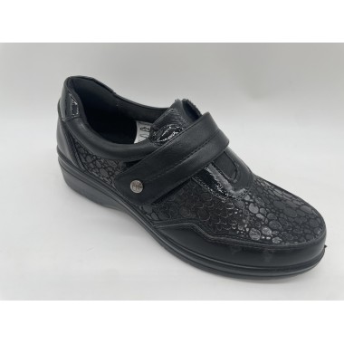 ZAPATO AMARPIES VELCRO NEGRO