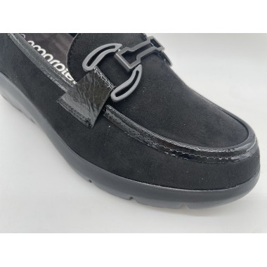 MOCASIN AMARPIES CADENA NEGRO
