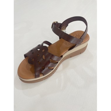 SANDALIA KAOLA VAQUETA MARRON