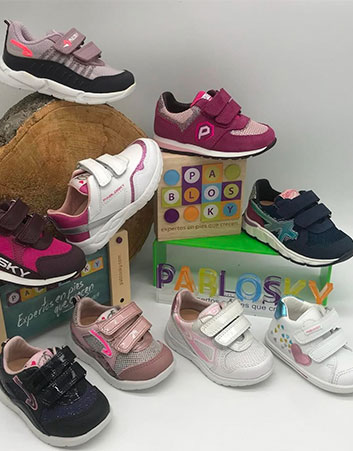 Calzado para niños de la marca Chuches disponible en Maralbe, ideal para combinar estilo, comodidad y calidad en cada paso, con diseños modernos y resistentes para cualquier ocasión, desde el colegio hasta eventos especiales.
